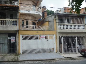 Alugar Casa / Sobrado em Carapicuíba. apenas R$ 1.700,00
