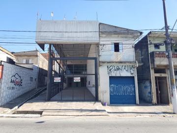 Alugar Comercial / Galpão em Carapicuíba. apenas R$ 3.000,00