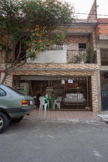 Casa com excelente acabamento, ótima localização, Bairro Conceição em Osasco.
